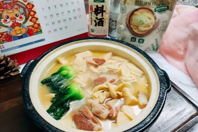 #黃河路美食#上海本幫菜腌笃鮮